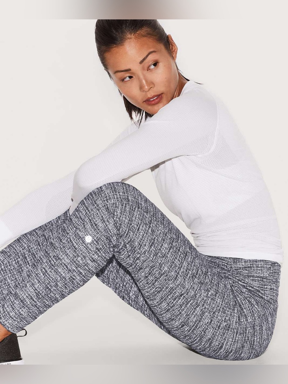 Lululemon Run On Jogger Black White Ringspun Denim